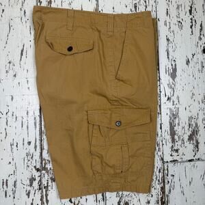 Urban pipeline cargo shorts, 
men’s 38 classic link light brown flat print